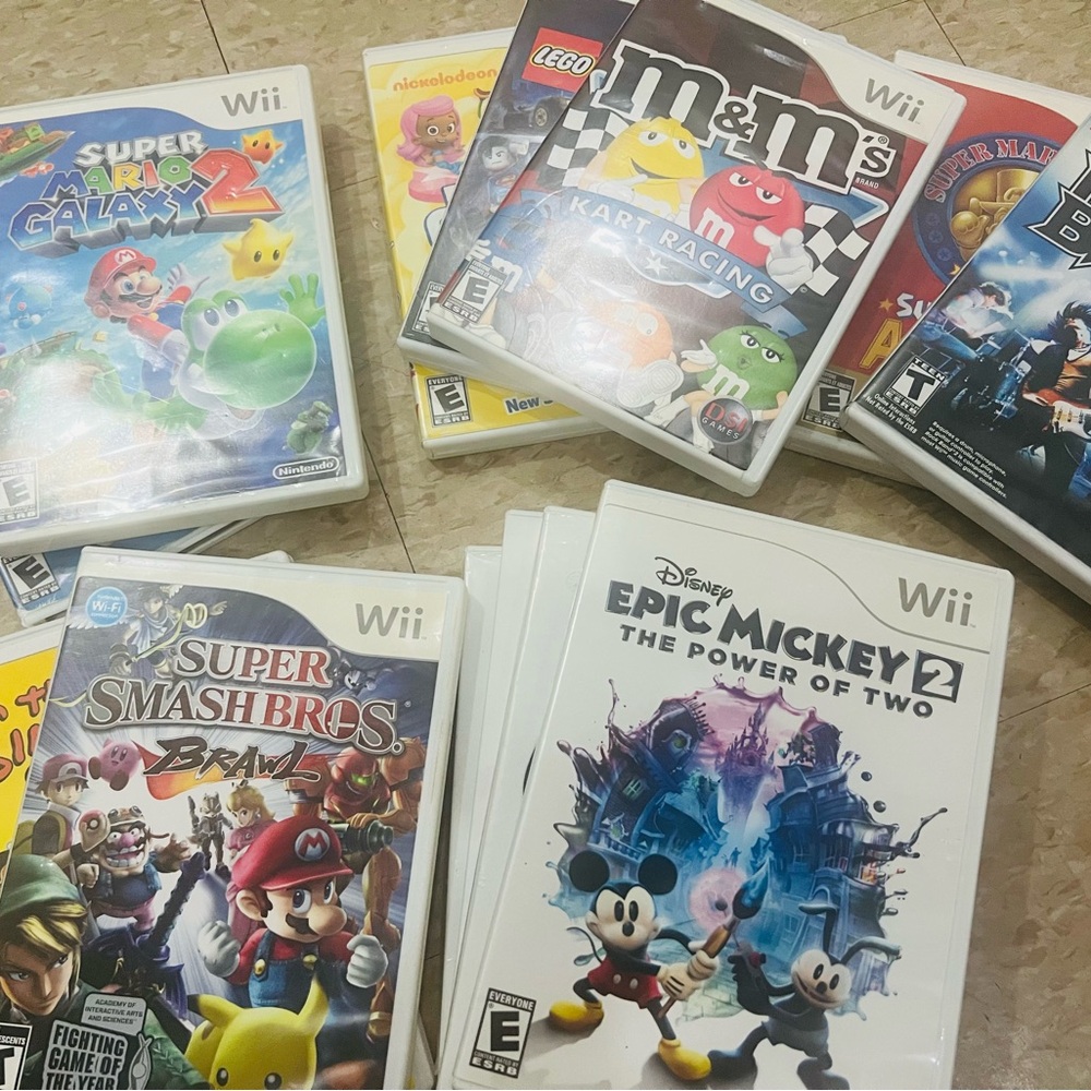 COPY - Nintendo White Video Games Collection